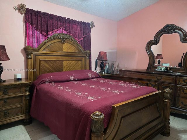 9018 NW 120th St 133, Hialeah Gardens, FL 33018