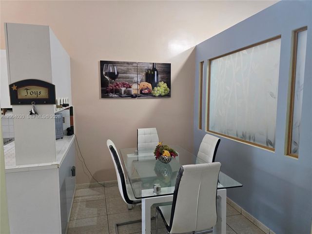 9018 NW 120th St 133, Hialeah Gardens, FL 33018