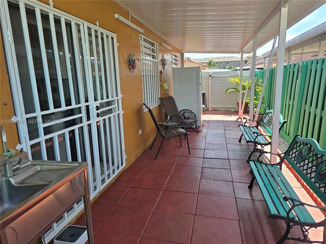 9018 NW 120th St 133, Hialeah Gardens, FL 33018