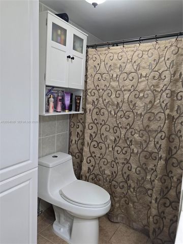 9018 NW 120th St 133, Hialeah Gardens, FL 33018