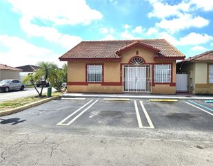 9018 NW 120th St 133, Hialeah Gardens, FL 33018