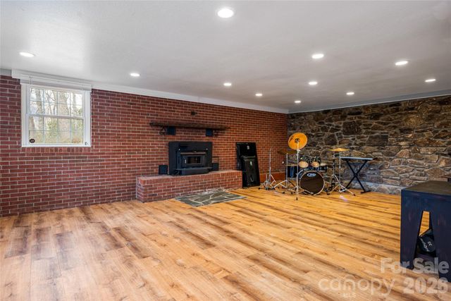 233 Church Road, Fairview, NC 28730