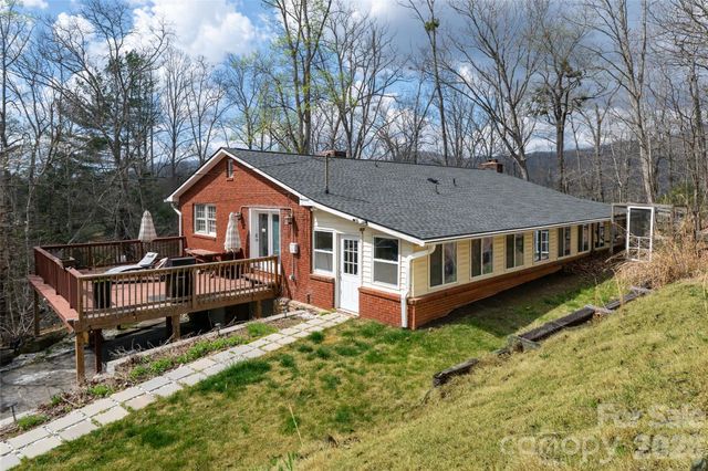 233 Church Road, Fairview, NC 28730