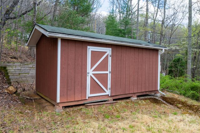 233 Church Road, Fairview, NC 28730