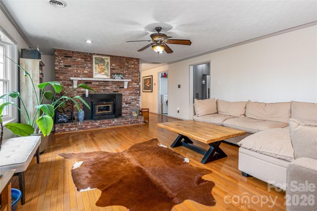 233 Church Road, Fairview, NC 28730