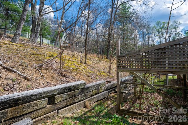 233 Church Road, Fairview, NC 28730