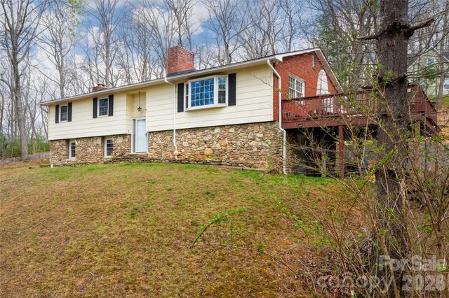 233 Church Road, Fairview, NC 28730