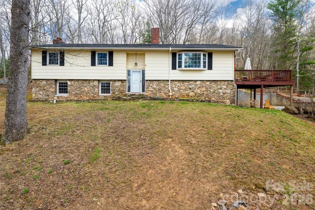 233 Church Road, Fairview, NC 28730