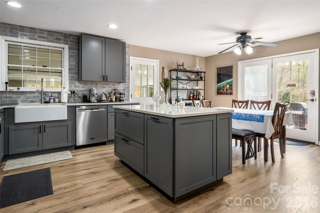 233 Church Road, Fairview, NC 28730