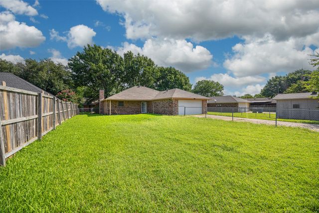 118 Windsor Drive, Wylie, TX 75098