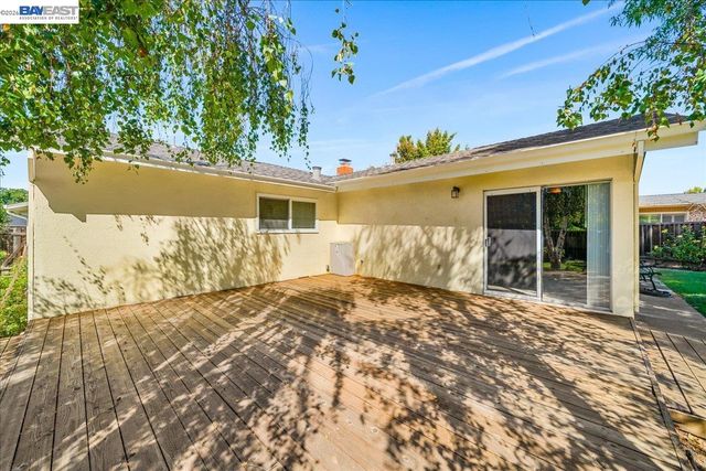 40152 Margery Ct, Fremont, CA 94538