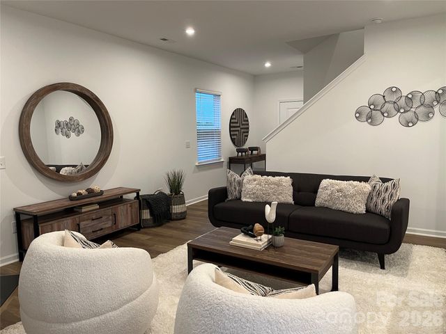 11549 Glasden Road, Charlotte, NC 28278