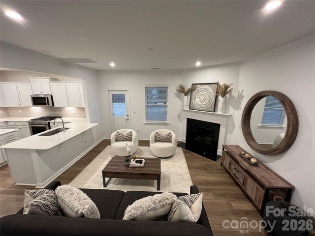 11549 Glasden Road, Charlotte, NC 28278