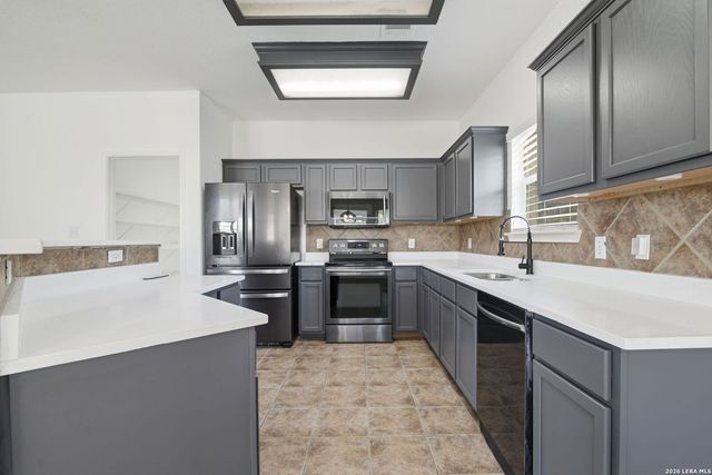 113 EARHART LN, Cibolo, TX 78108