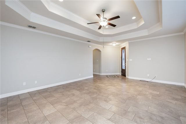 2225 Crystal Bay Dr, Corpus Christi, TX 78414