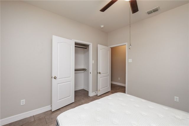 2225 Crystal Bay Dr, Corpus Christi, TX 78414