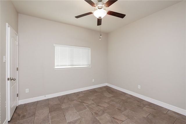 2225 Crystal Bay Dr, Corpus Christi, TX 78414