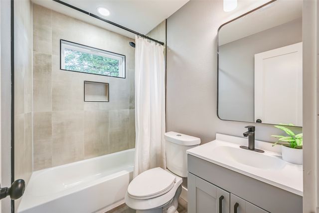 3130 Healey Drive, Dallas, TX 75228