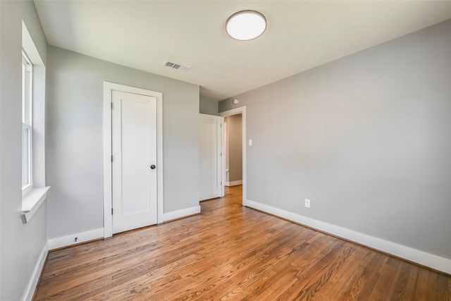 3130 Healey Drive, Dallas, TX 75228