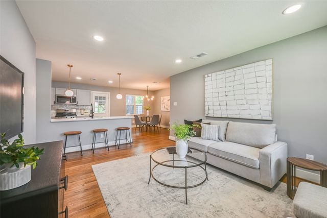3130 Healey Drive, Dallas, TX 75228