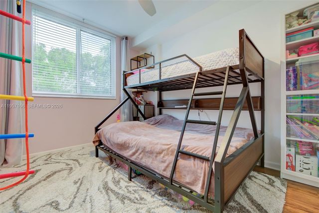 2775 NE 187th Street 215, Aventura, FL 33180
