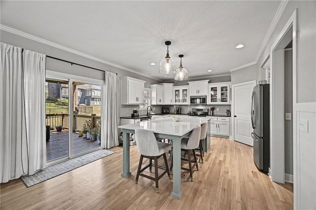 12725 N Overbrook Drive, Platte City, MO 64079