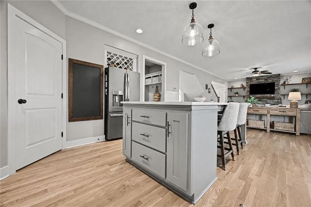 12725 N Overbrook Drive, Platte City, MO 64079