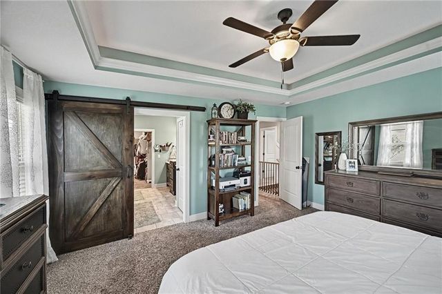 12725 N Overbrook Drive, Platte City, MO 64079
