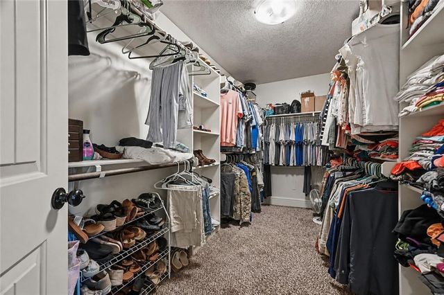 12725 N Overbrook Drive, Platte City, MO 64079
