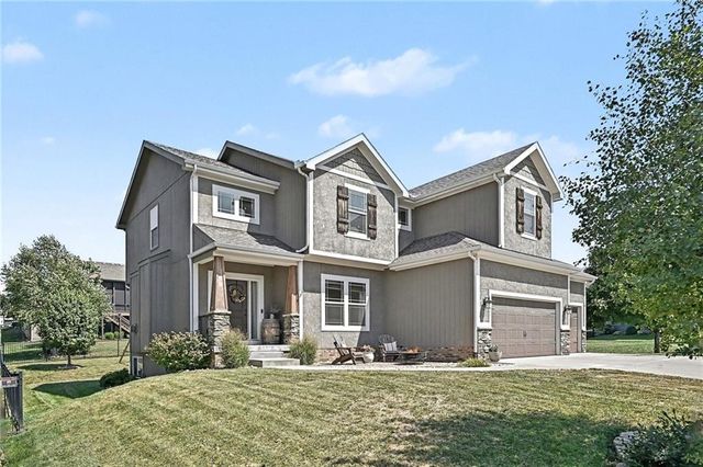 12725 N Overbrook Drive, Platte City, MO 64079