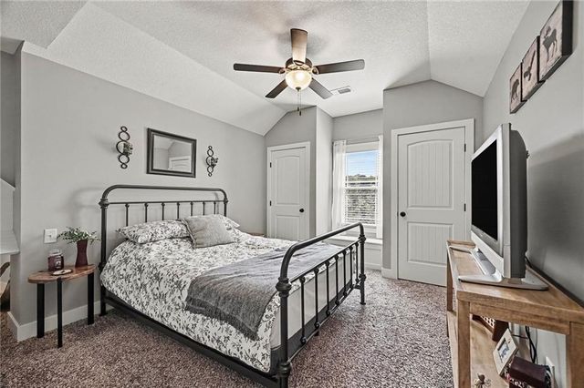 12725 N Overbrook Drive, Platte City, MO 64079