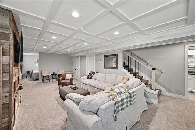 12725 N Overbrook Drive, Platte City, MO 64079