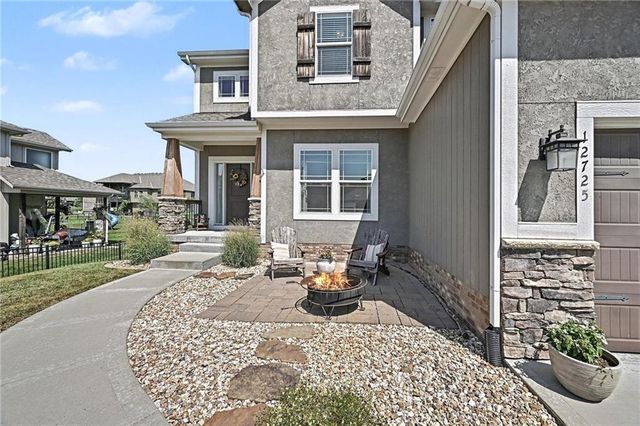 12725 N Overbrook Drive, Platte City, MO 64079