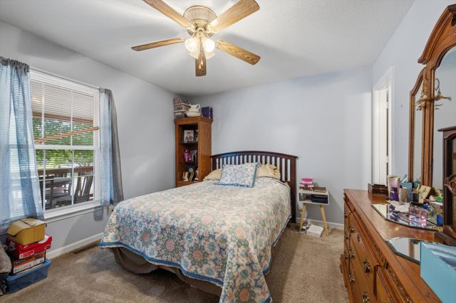 2887 Gusty Ln, Clarksville, TN 37043