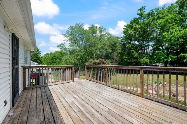 2887 Gusty Ln, Clarksville, TN 37043