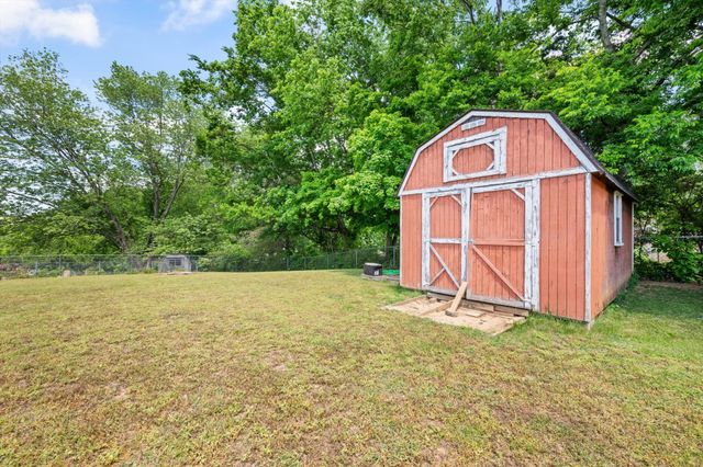 2887 Gusty Ln, Clarksville, TN 37043