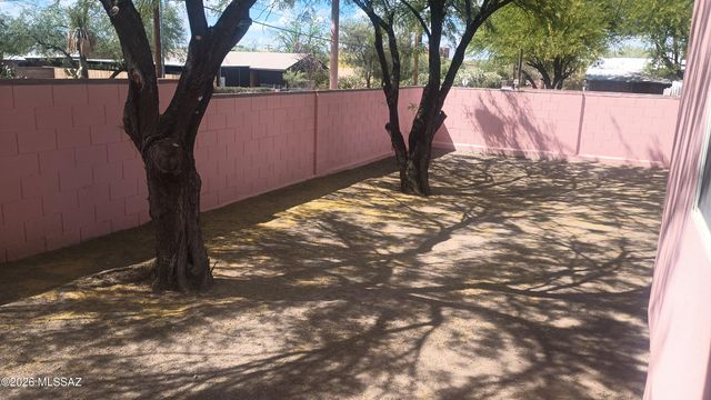 1401 E 13th Street, Tucson, AZ 85719