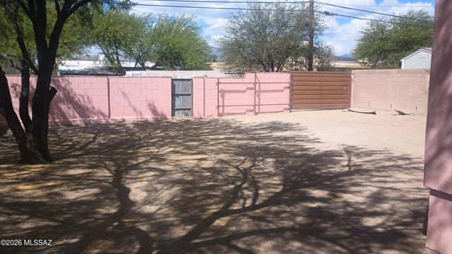 1401 E 13th Street, Tucson, AZ 85719