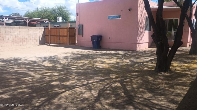 1401 E 13th Street, Tucson, AZ 85719
