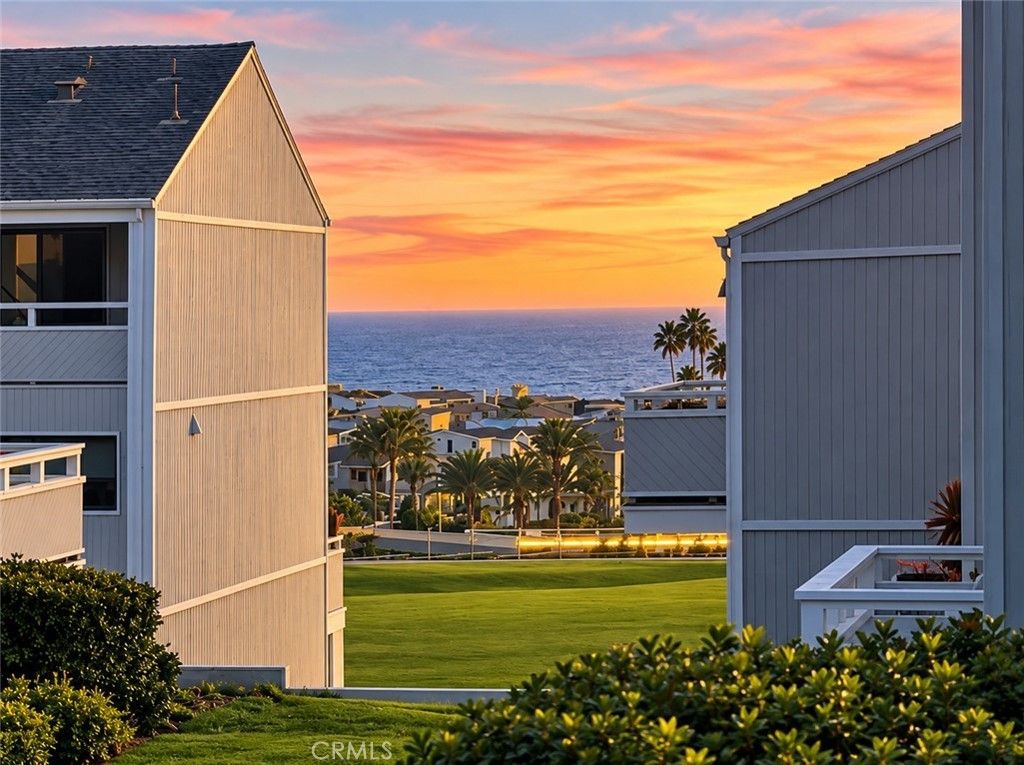 207 Columbia, Newport Beach, CA 92663 — exterior