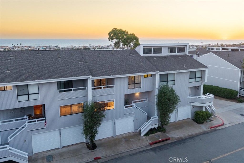 207 Columbia, Newport Beach, CA 92663 — photo 2