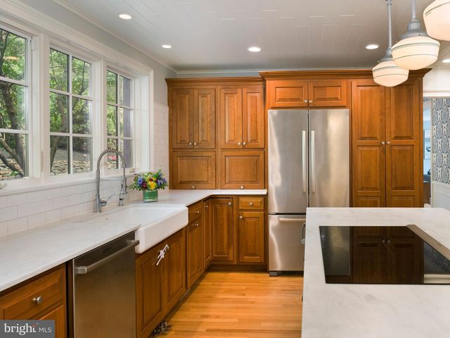 415 DOVE LAKE RD, Gladwyne, PA 19035