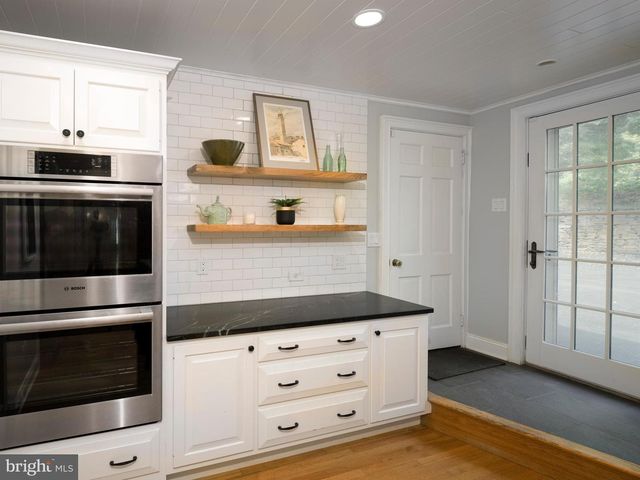 415 DOVE LAKE RD, Gladwyne, PA 19035