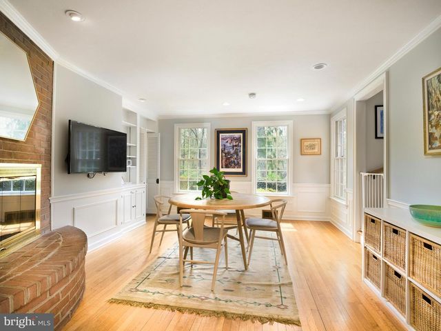 415 DOVE LAKE RD, Gladwyne, PA 19035