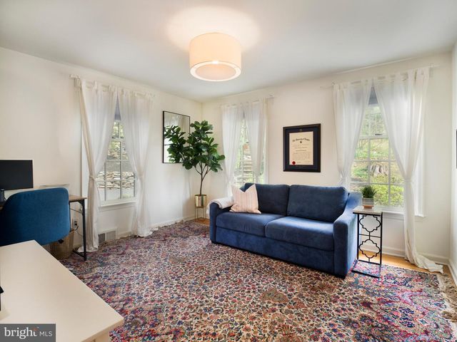 415 DOVE LAKE RD, Gladwyne, PA 19035