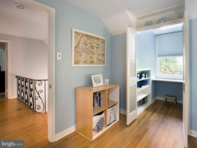 415 DOVE LAKE RD, Gladwyne, PA 19035