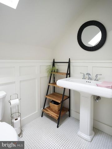 415 DOVE LAKE RD, Gladwyne, PA 19035