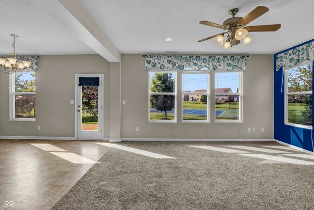 2273 Shadow Bend Drive, Columbus, IN 47201