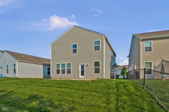2273 Shadow Bend Drive, Columbus, IN 47201