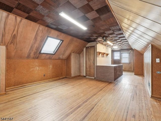 95 Sycamore Ave, Livingston Twp., NJ 07039